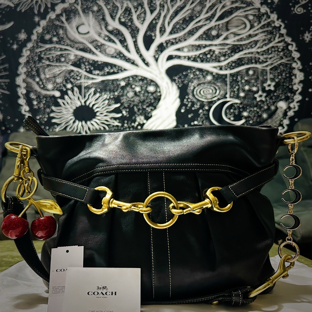 Vintage Y2K Coach soho Black Leather Shoulder Bag with Gold Hardware 2005years - Picture 5 of 17